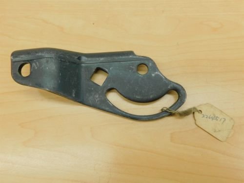 IDLER PULLEY BRACKET